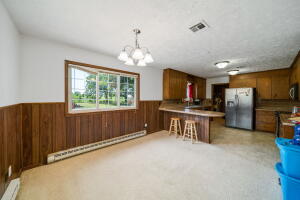 1751 W 460 Property Photo 8