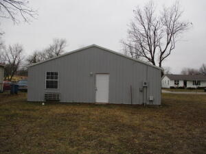 1920 Nw F Street Property Photo 7