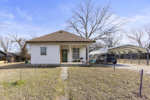 108 S Smith Street Property Photo