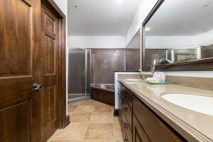 25 Grand Lake Drive 2c Property Photo 26