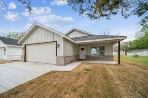 1028 S Cherokee Street Property Photo 1