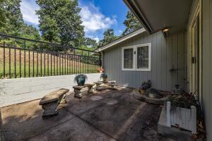 56850 E 318 Road Property Photo 11