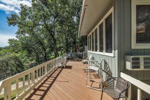 56850 E 318 Road Property Photo 56