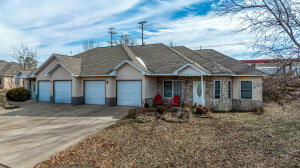 1196 Hickory Lane Property Photo 1