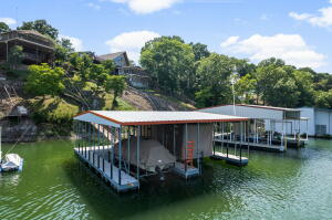 346 Lakeview Drive Property Photo