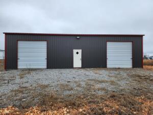 63831 E 282 Road Property Photo 2