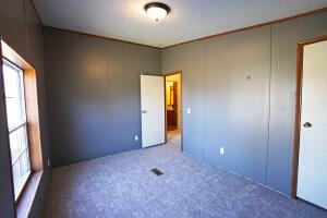 26371 S 650th Road Property Photo 9