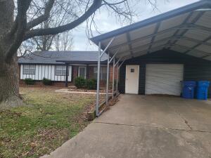 805 Sw 23rd Avenue Property Photo 3