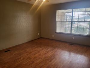 805 Sw 23rd Avenue Property Photo 5