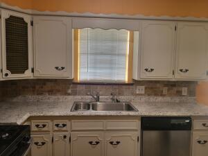 805 Sw 23rd Avenue Property Photo 7