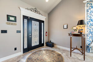 1115 Red Bud Drive Property Photo 8