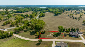 2300 Lookout Lane Property Photo 3