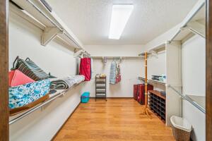 1024 N Sycamore Property Photo 22