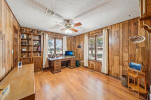 1024 N Sycamore Property Photo 26