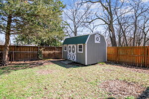 1024 N Sycamore Property Photo 32