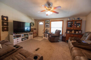 26021 S 670 Road Property Photo 4