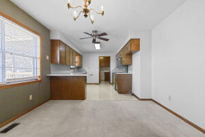 110 N Seneca Street Property Photo 15
