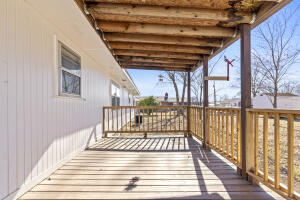 110 N Seneca Street Property Photo 41
