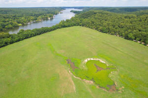 56701 E 370 Road Property Photo 4
