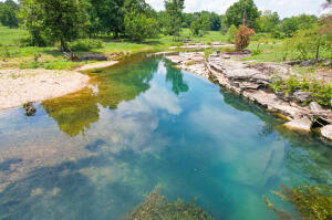 56701 E 370 Road Property Photo 11