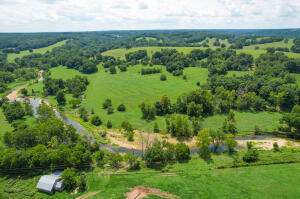 56701 E 370 Road Property Photo 14