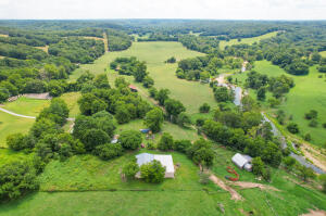 56701 E 370 Road Property Photo 16