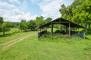 56701 E 370 Road Property Photo 23