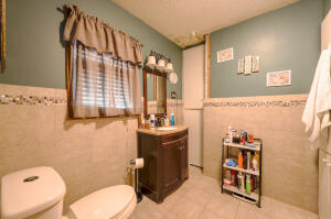 56701 E 370 Road Property Photo 35