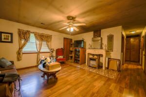 56701 E 370 Road Property Photo 38