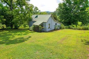 56701 E 370 Road Property Photo 42