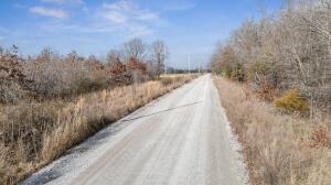 37333 S 520 Road Property Photo 2