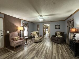 14389 S 621 Road Property Photo 6