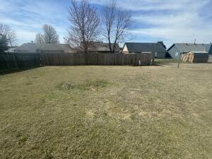 1002 Poplar Lane Property Photo 3