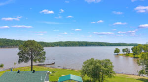 62751 E 220 Road Property Photo 1