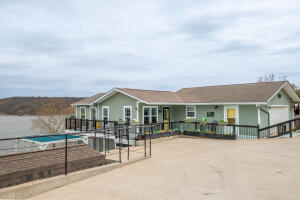 411 Seminole Drive Property Photo