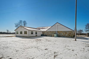 58262 Us-60 Property Photo 30