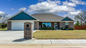 1027 Village Drive Property Photo 1