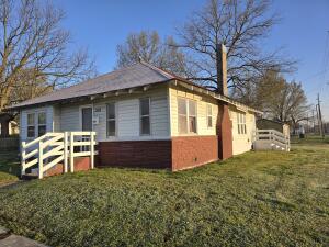 309 Ne 3rd Avenue Property Photo