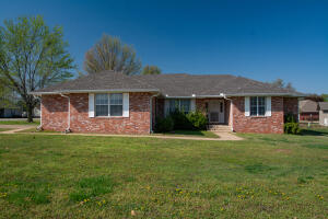 645 Rockwood Drive Property Photo 1