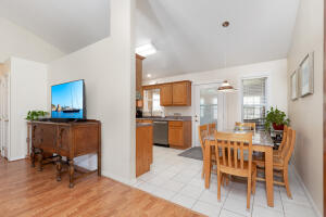 2114 Colby Lane Property Photo 16