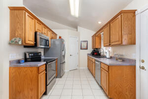 2114 Colby Lane Property Photo 17