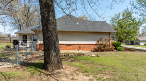 2114 Colby Lane Property Photo 26