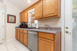 2114 Colby Lane Property Photo 45