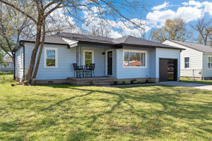 1925 Ne B Street Property Photo