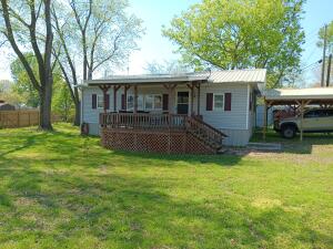 104 W Garland Property Photo 1