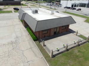 1527 N Main Street Property Photo 15