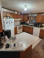 60901 E 130 Road Property Photo 7