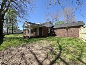 718 N Elm Street Property Photo 15