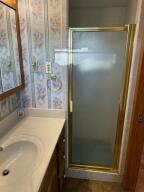 218 Leawood Drive Property Photo 8