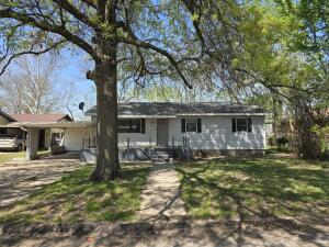 409 N Main Street Property Photo